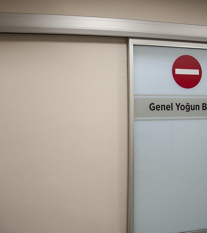 Adult Intensive Care Department